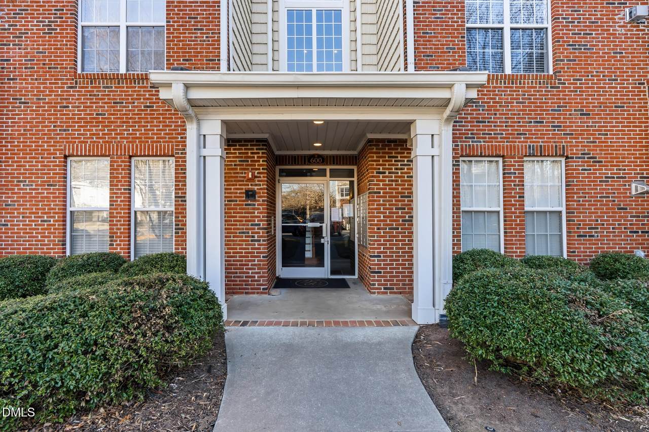 623 Ives Court - Photo 1