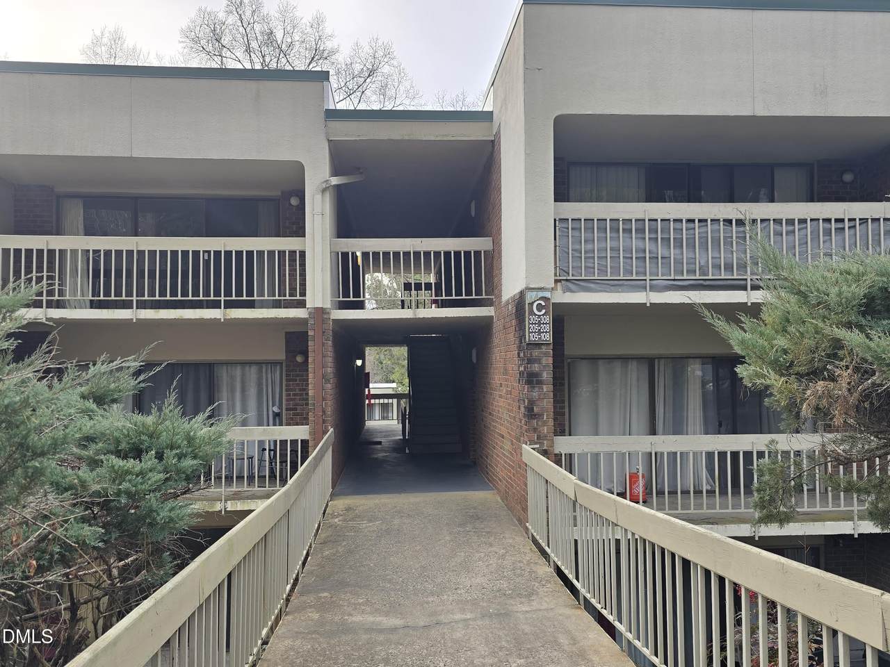 500 Umstead Drive - Photo 1