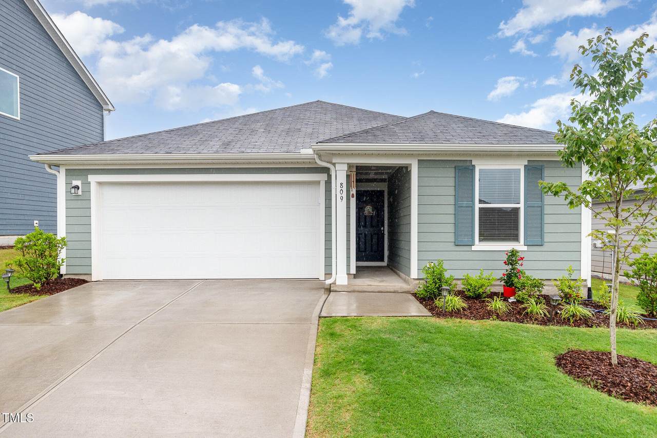 809 Doggard Lane - Photo 1