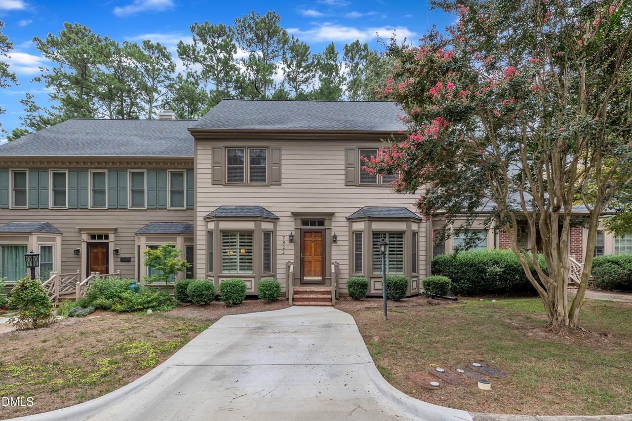 7922 Footman Way - Photo 1