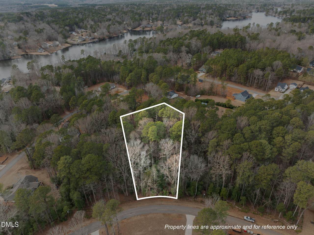 127 Nakoma Drive - Photo 1
