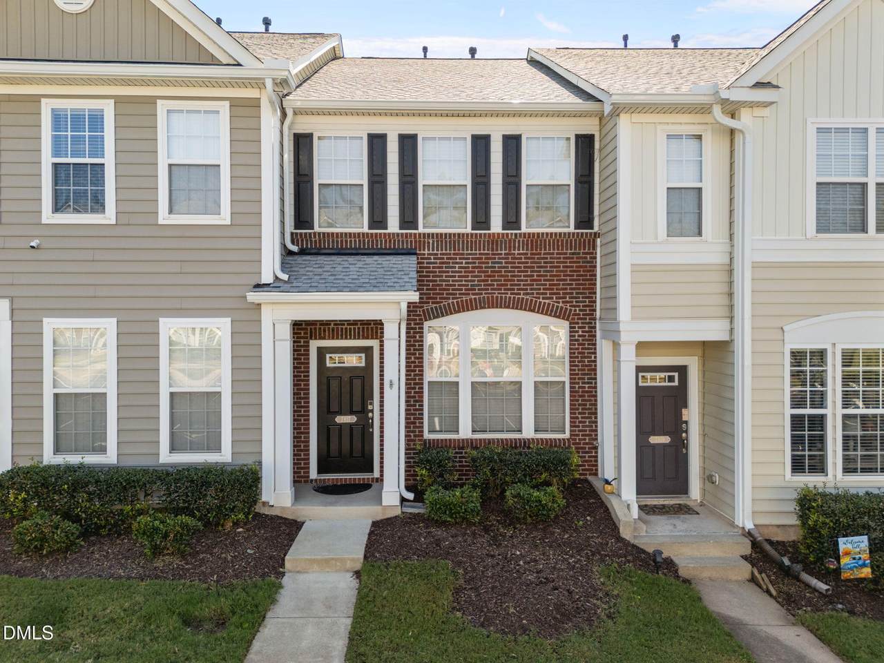 7817 Silverthread Lane - Photo 1