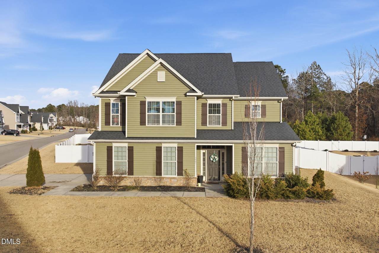1605 Stone Wealth Drive - Photo 1