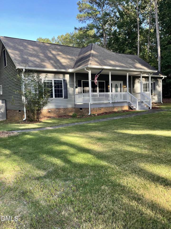790 Hill Lane - Photo 1