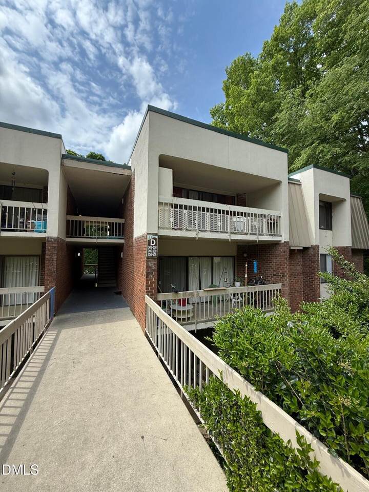 500 Umstead Drive - Photo 1
