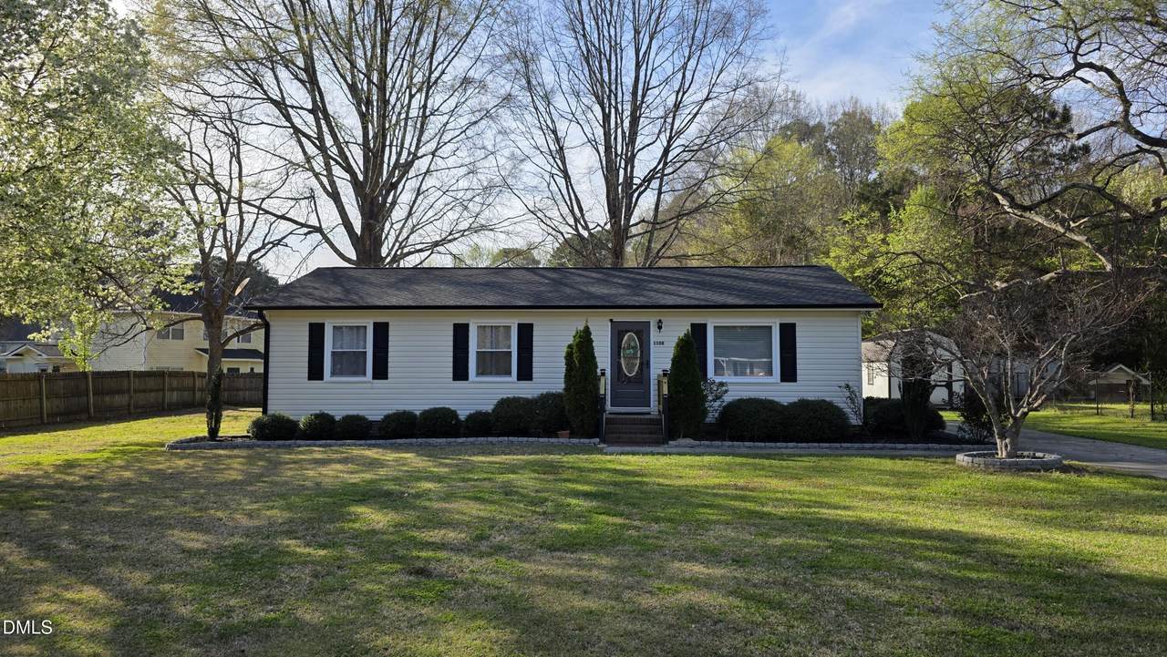 1108 6th Street - Photo 1