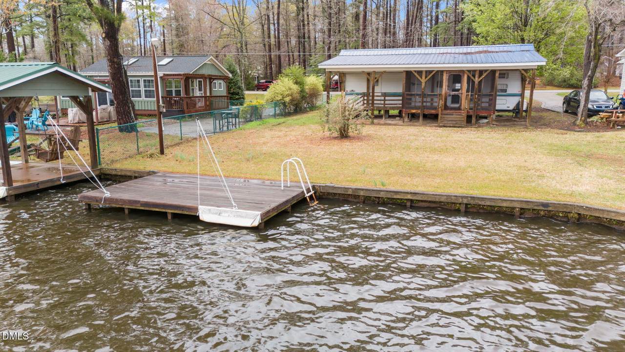 1561 Sagamore Drive - Photo 1