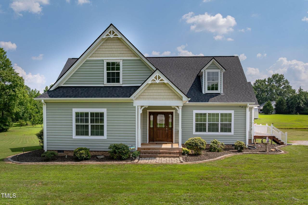 274 Chaucer Way - Photo 1