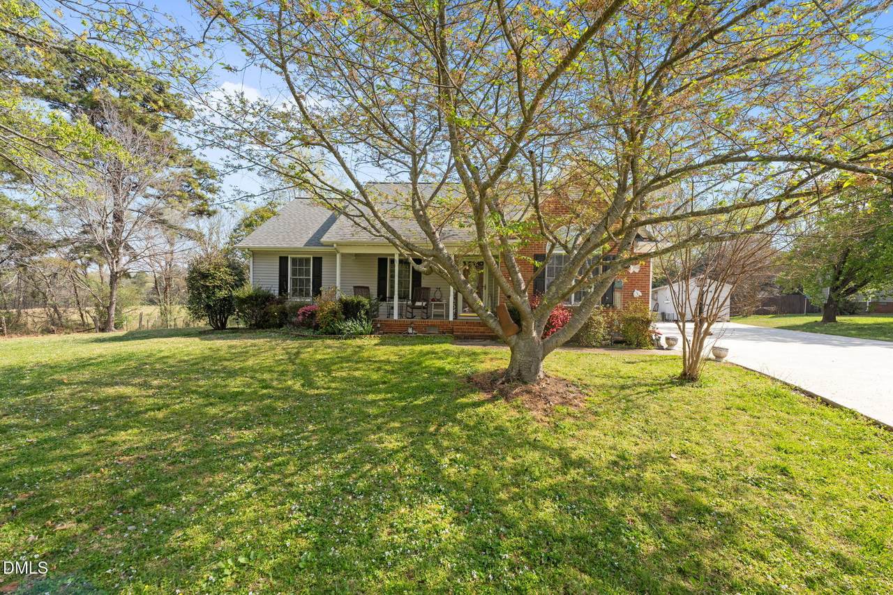 3004 Cedar Crest Court - Photo 1