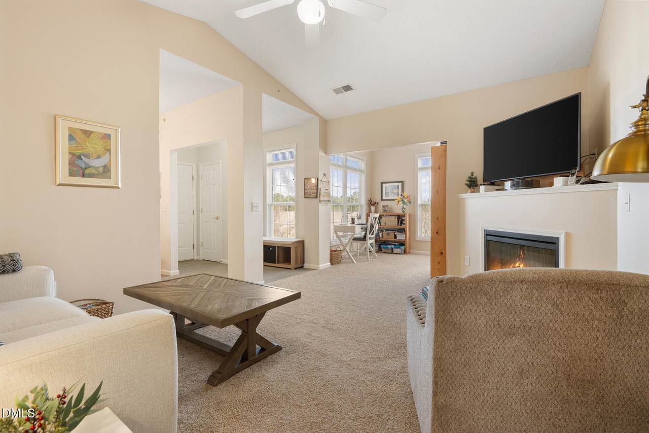 2511 Huntscroft Lane - Photo 1