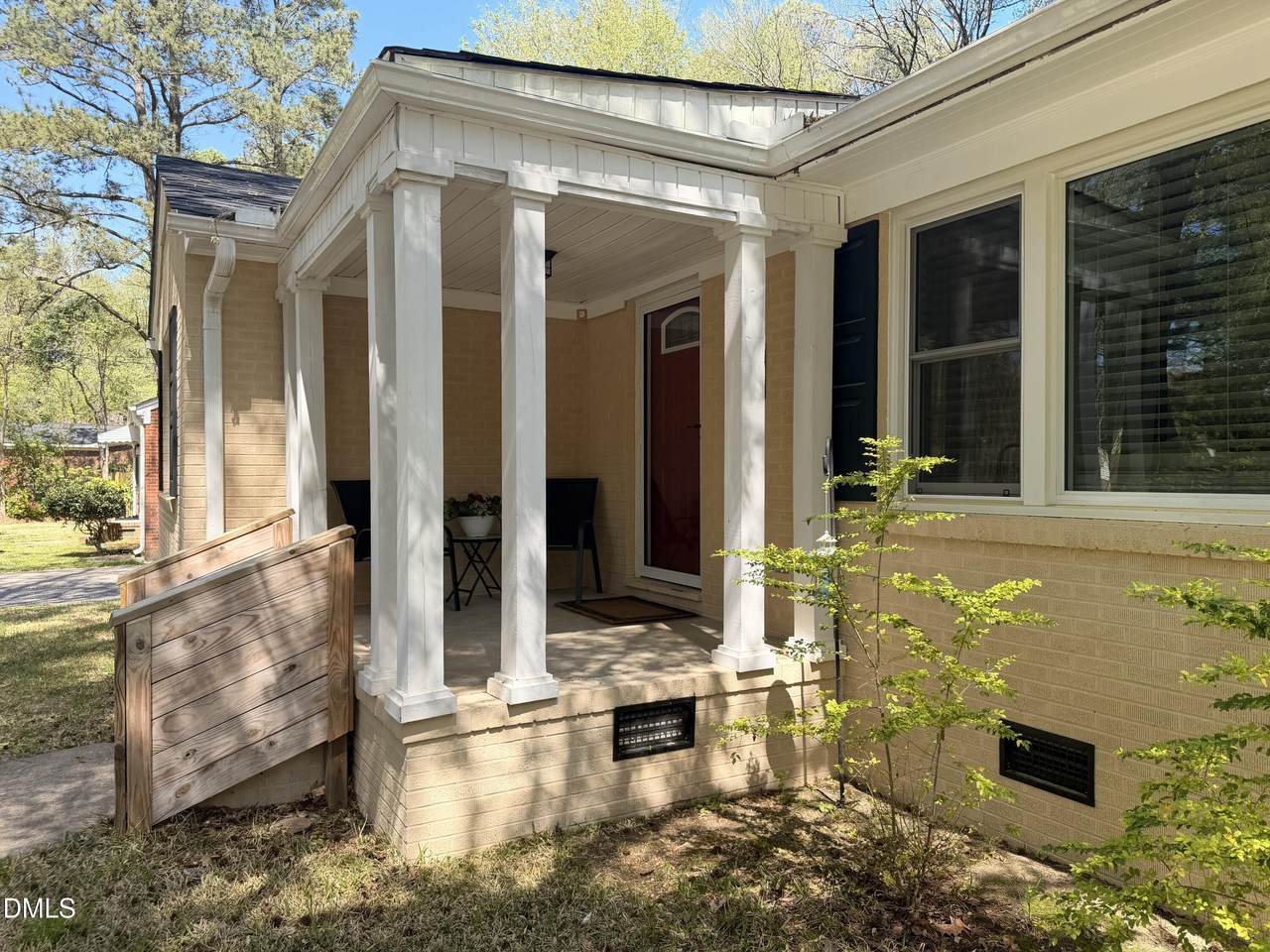 709 Burton Street - Photo 1