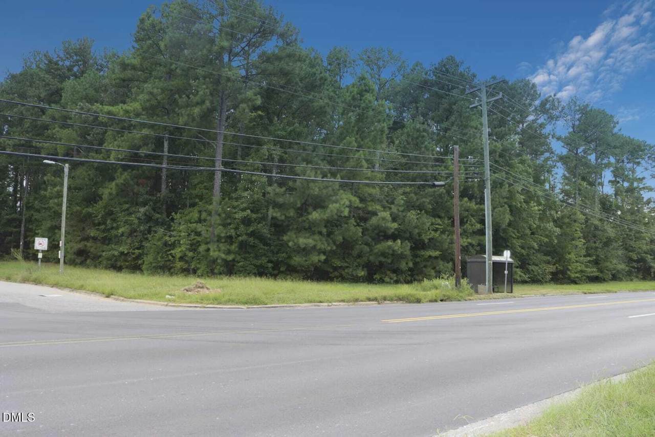 2750 Holloway Street - Photo 1