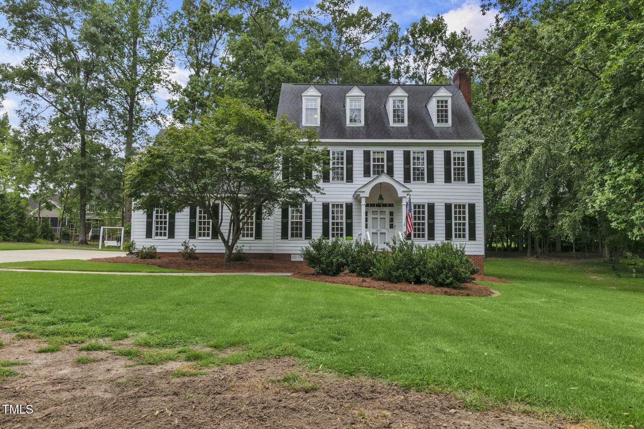 2811 Deerfield Lane - Photo 1