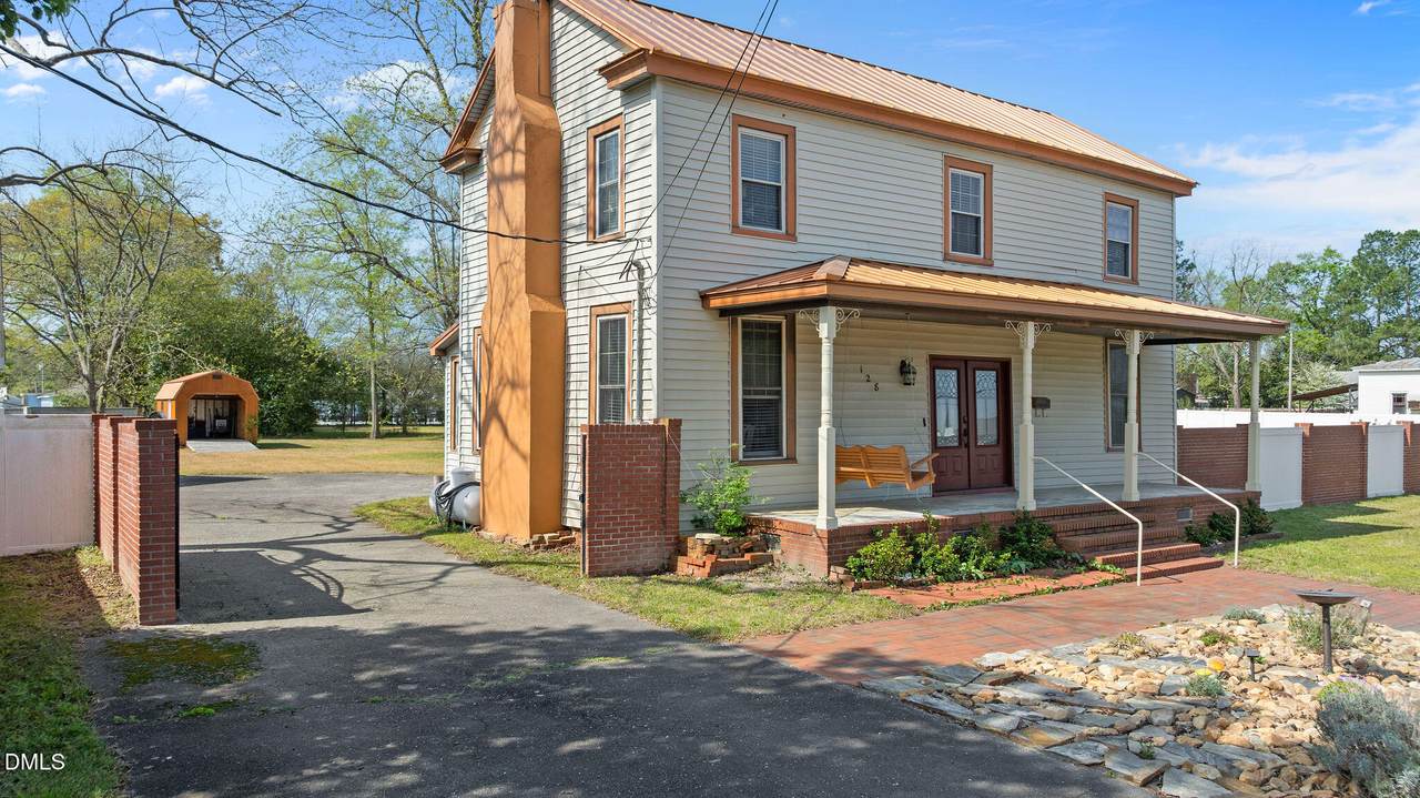 128 Railroad Street - Photo 1