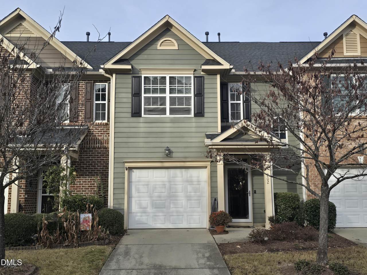 202 Storemont Way - Photo 1