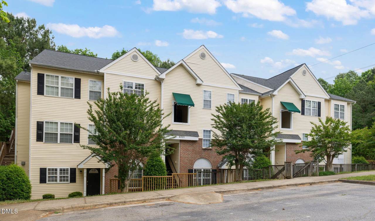2201 Mountain Mist Court - Photo 1