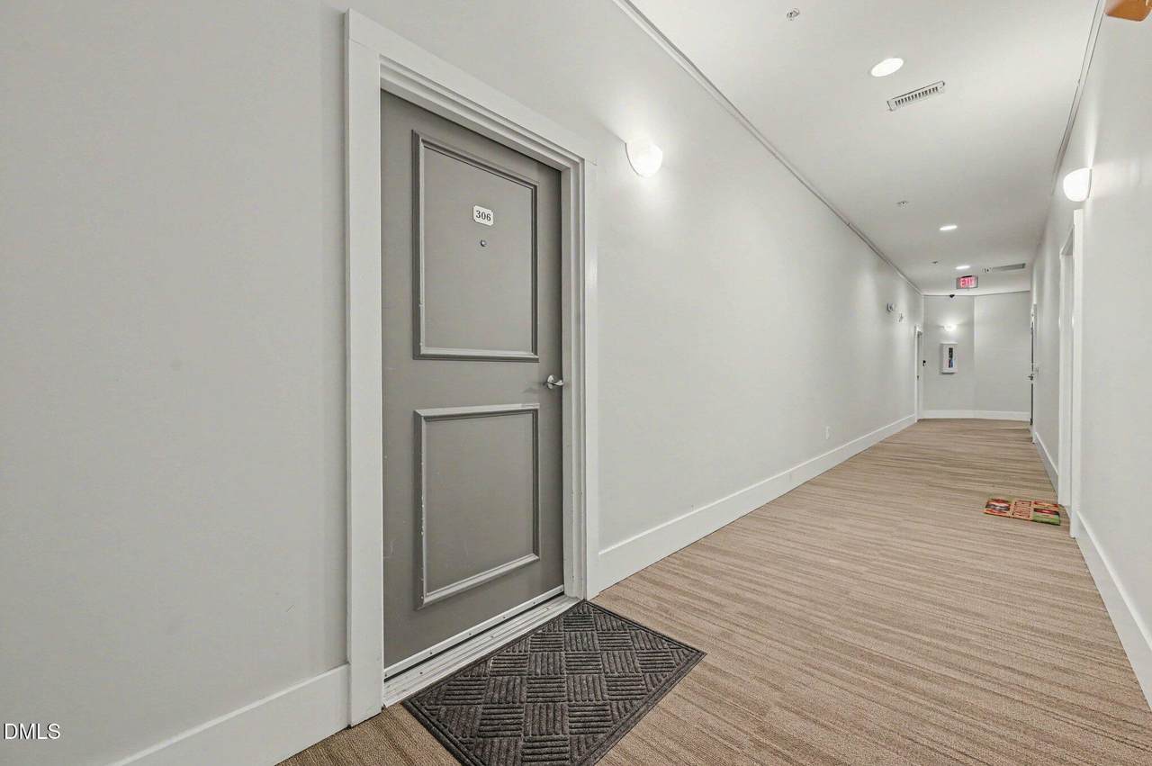 https://bt-photos.global.ssl.fastly.net/tmls/1280_boomver_1_10164377-2.jpg