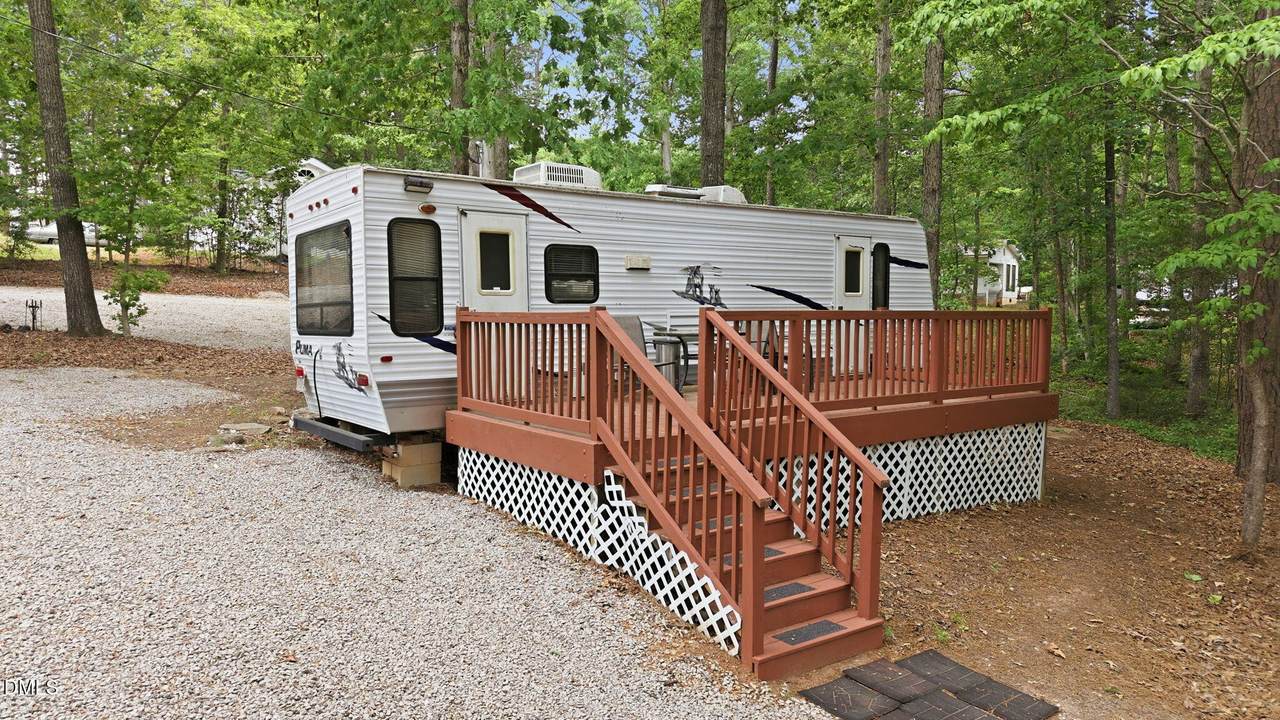 223 Eagle Drive - Photo 1
