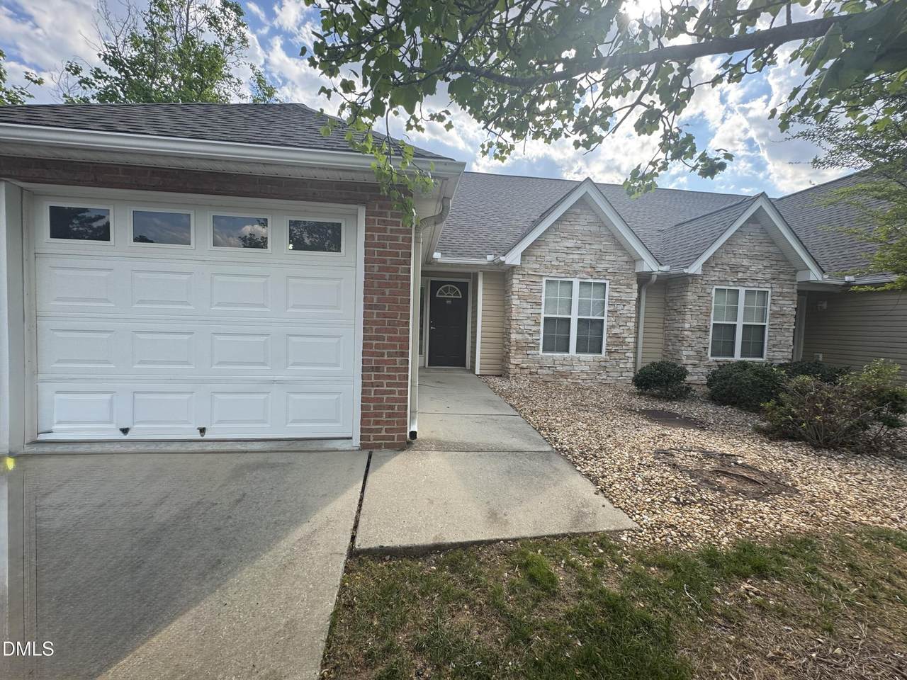 2520 Gordon Glen Court - Photo 1
