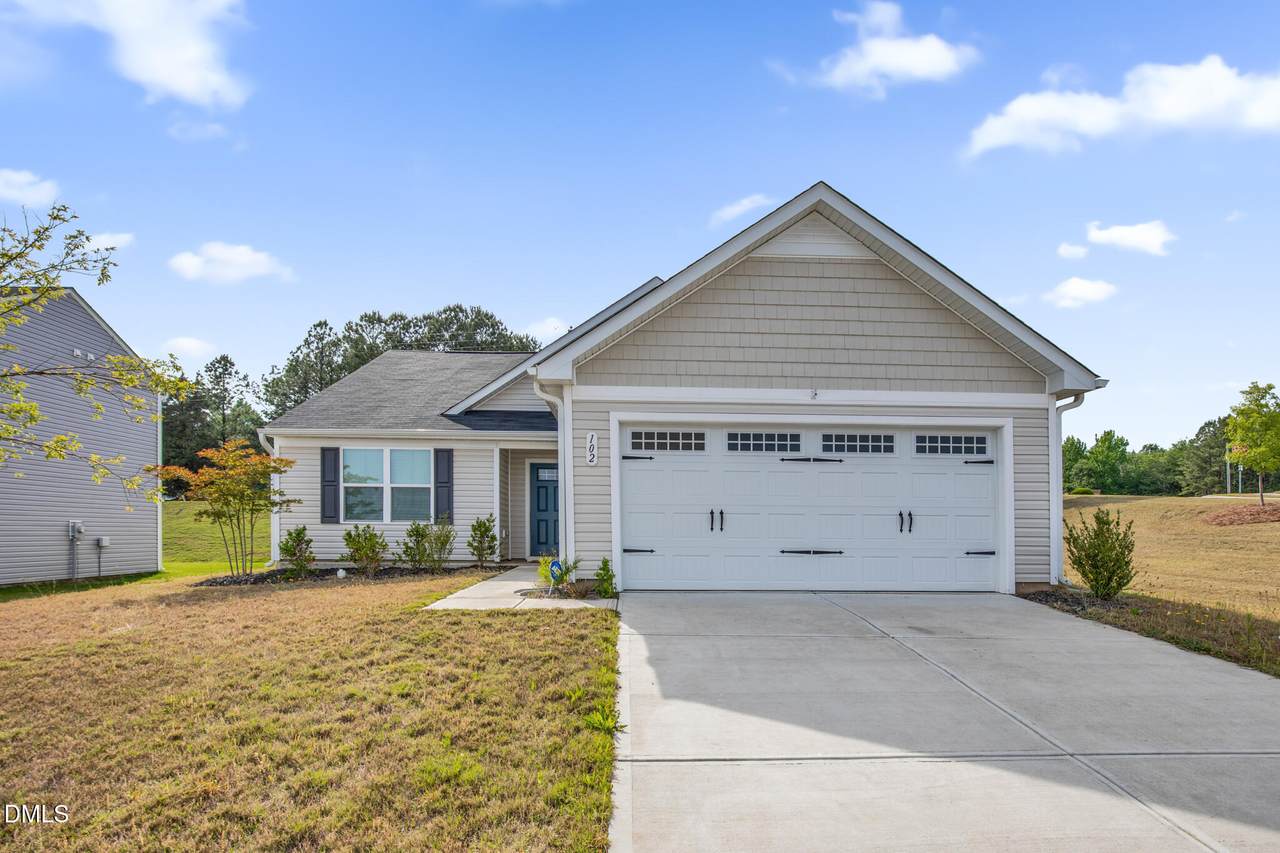 102 Fairfield Grove Court - Photo 1