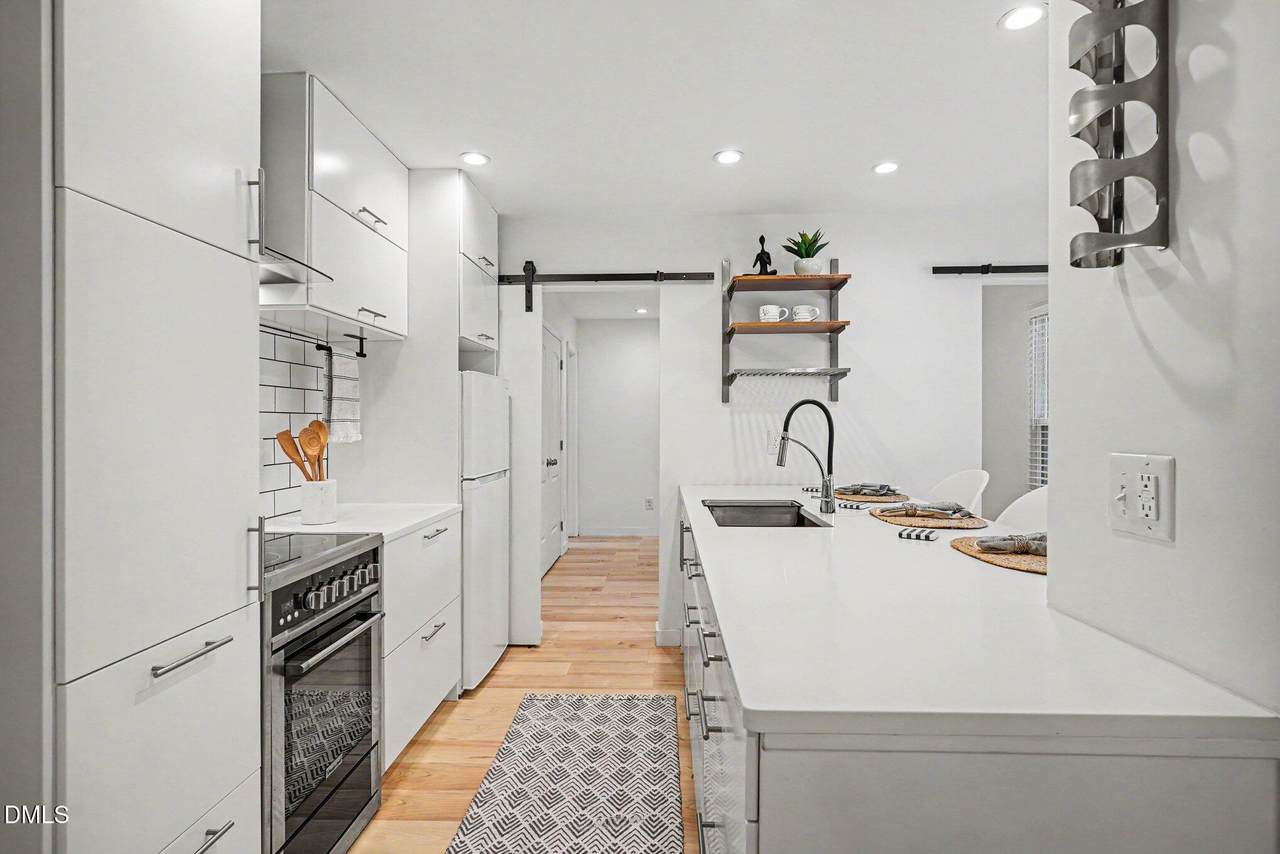 3555 Mill Run - Photo 1