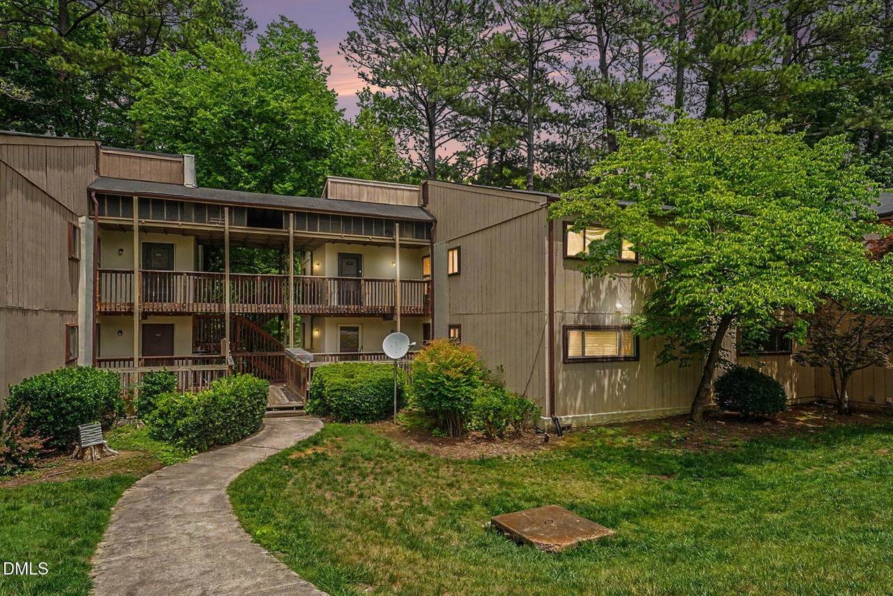 631 Pine Ridge Place - Photo 1
