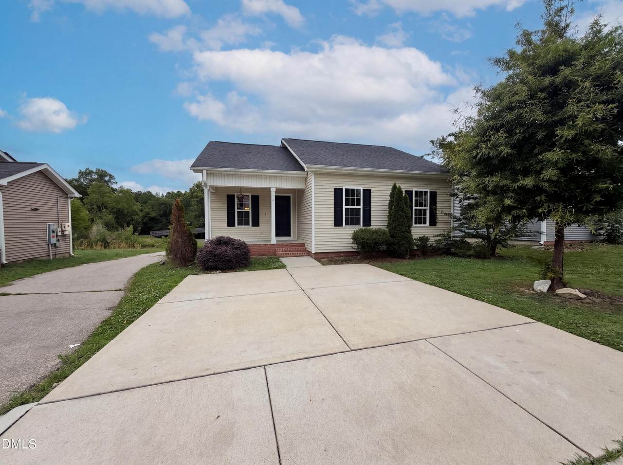5532 Neuse View Drive - Photo 1