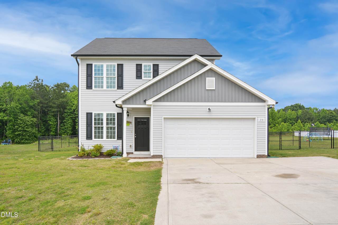 218 Day Lily Street - Photo 1
