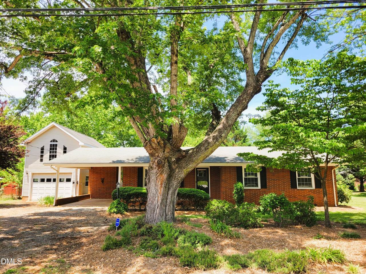 607 Butler Avenue - Photo 1