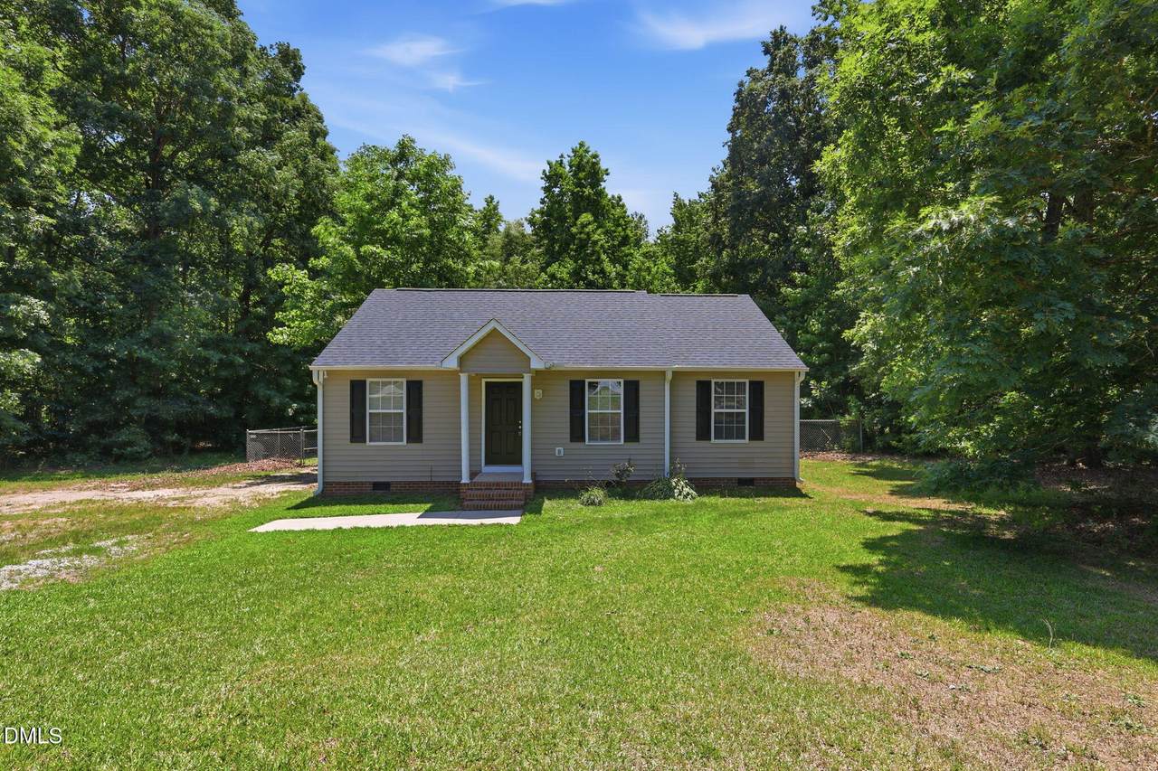 129 Pinto Lane - Photo 1