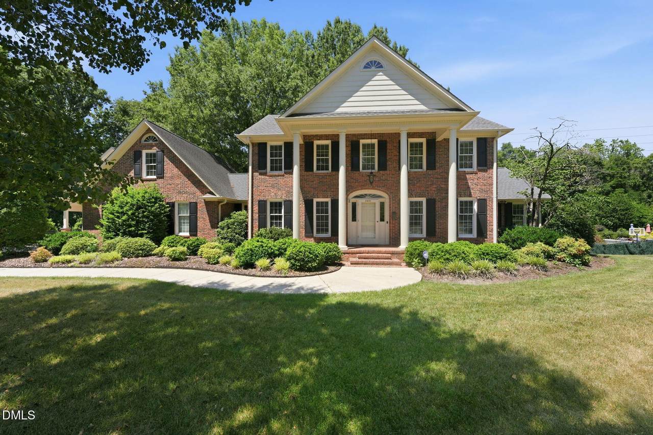 2915 Truitt Drive - Photo 1