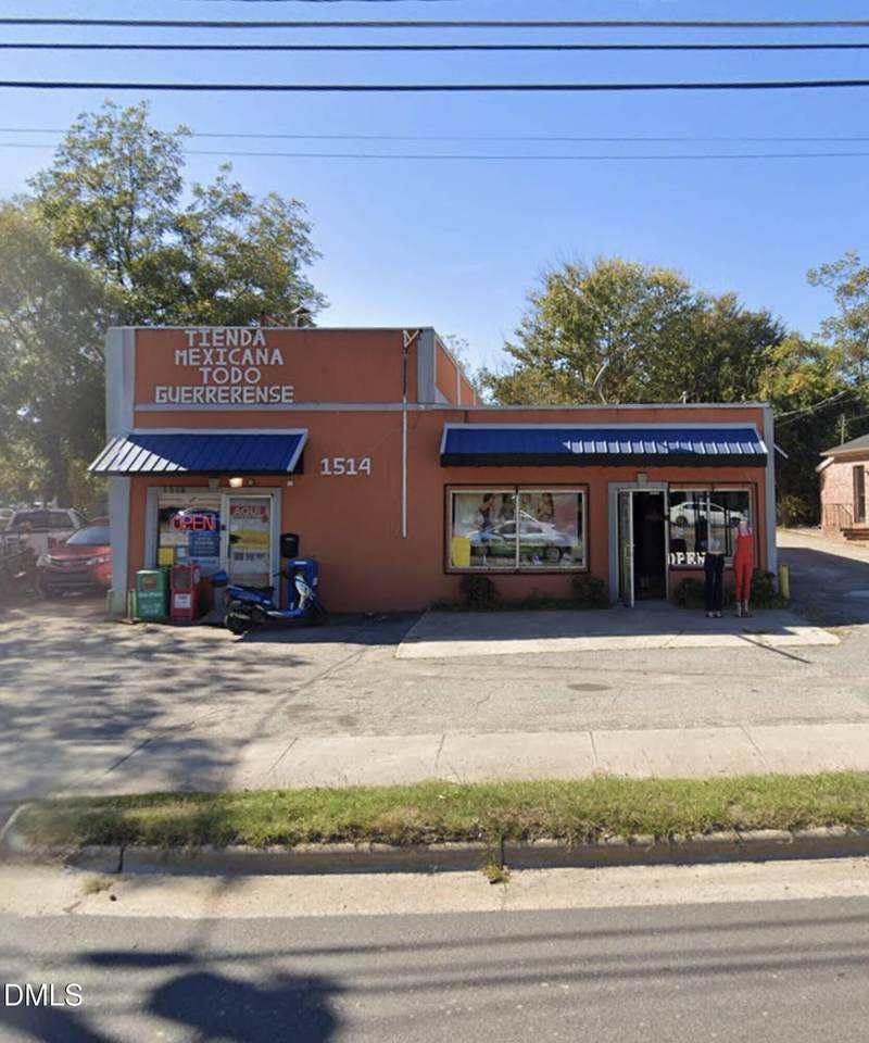 1514 Saunders Street - Photo 1