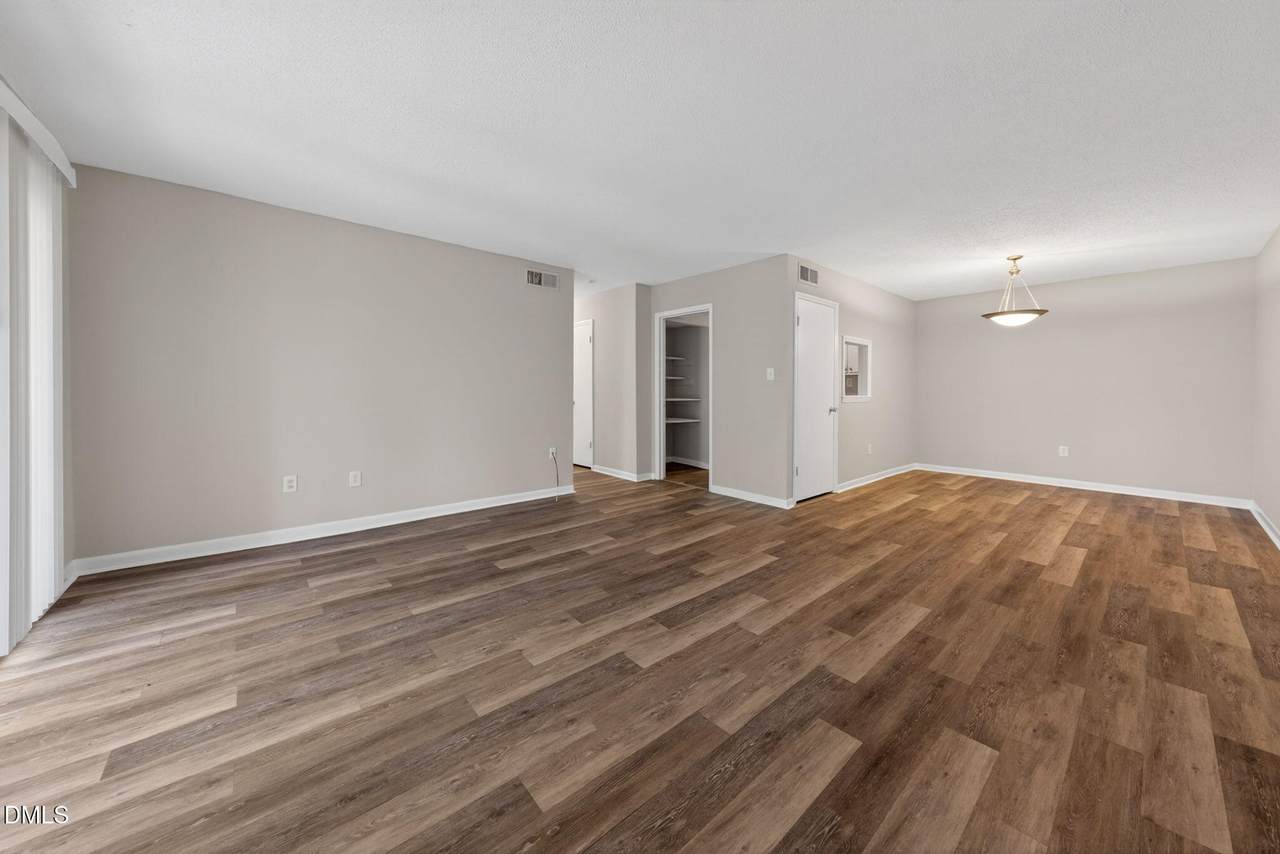 500 Umstead Drive - Photo 1