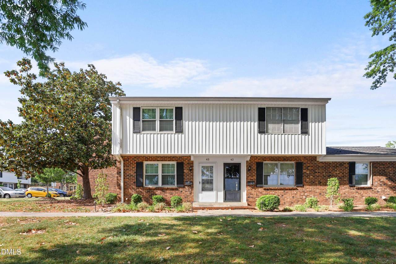1002 Willow Drive - Photo 1