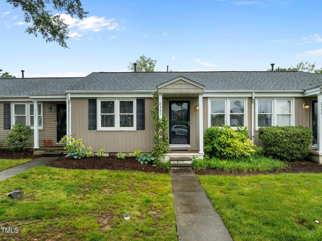 2331 Bernard Street - Photo 1