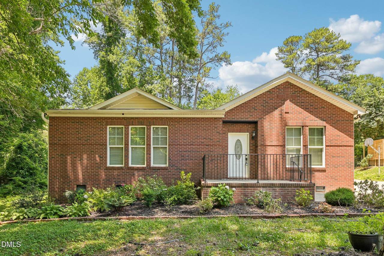 616 Maple Lane - Photo 1