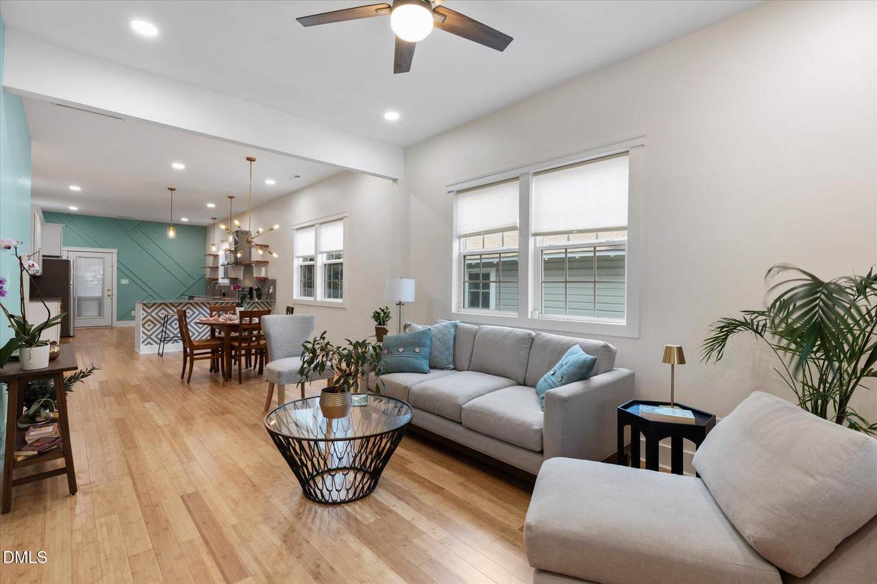 1007 Rosedale Avenue - Photo 1