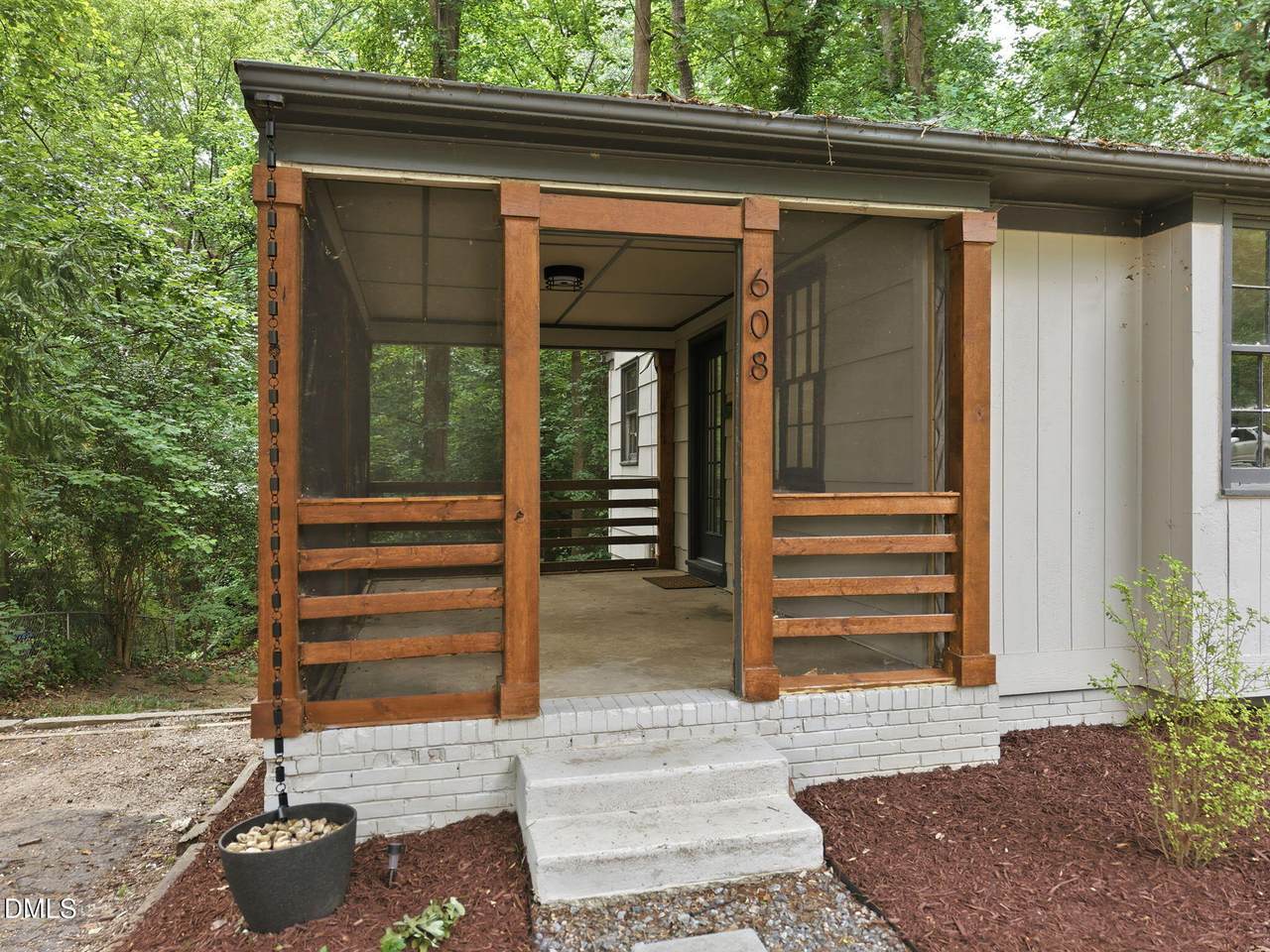 608 Dennis Avenue - Photo 1