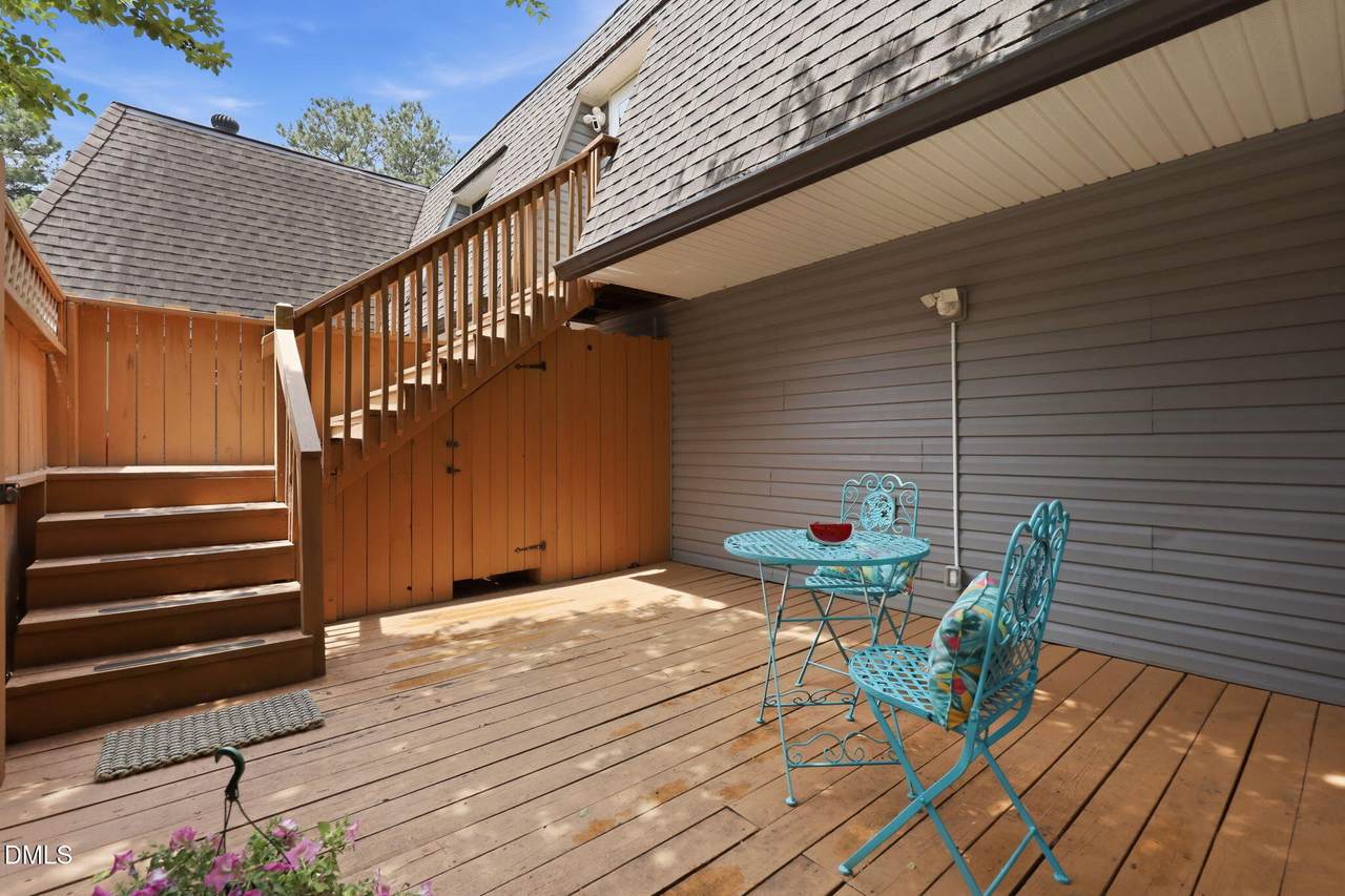 194 Summerwalk Circle - Photo 1