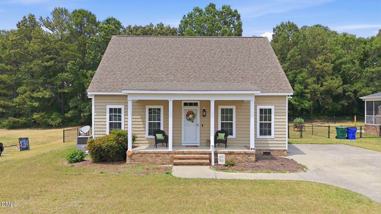 912 Birchwood Drive - Photo 1