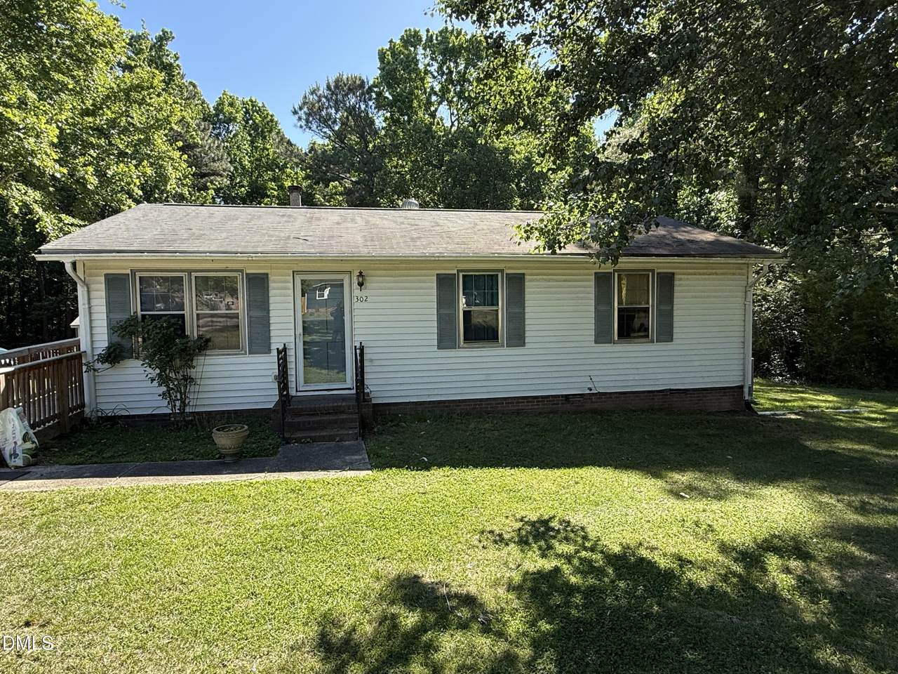 302 Gaylee Lake Drive - Photo 1