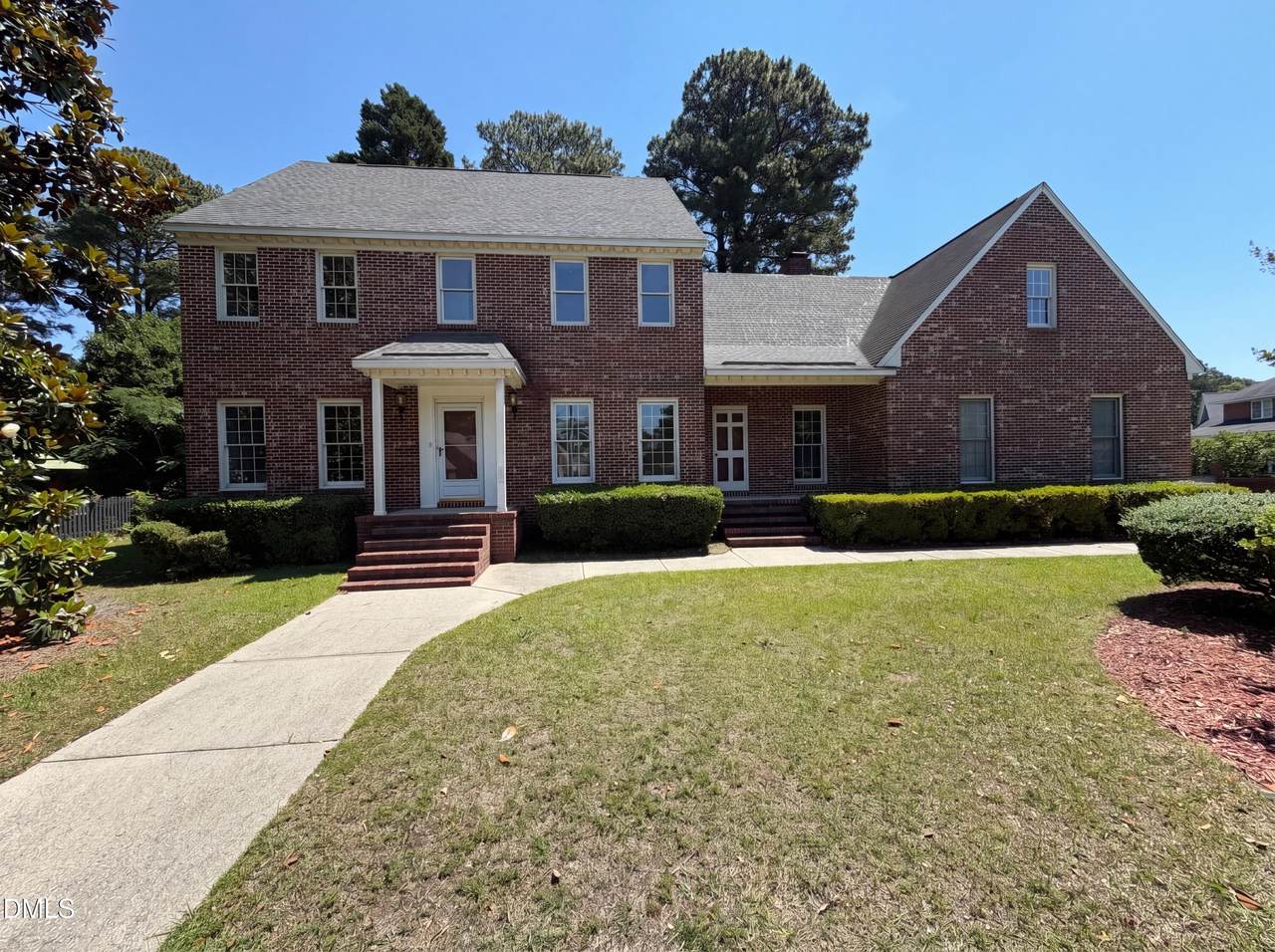 345 Courtyard Lane - Photo 1