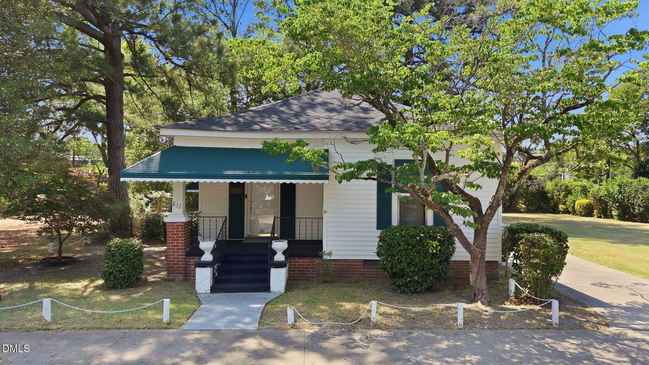 832 Garvis Street - Photo 1