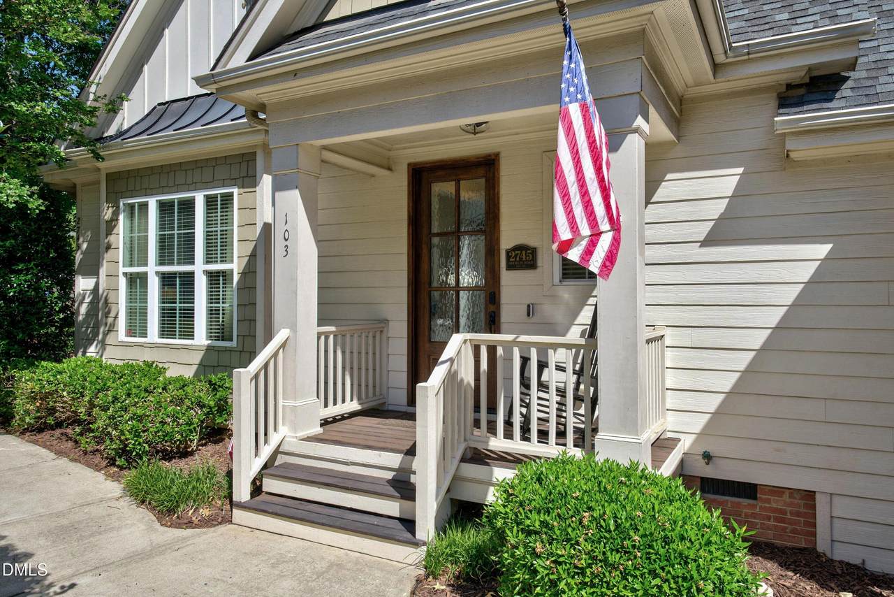 2745 Oberlin - Photo 1