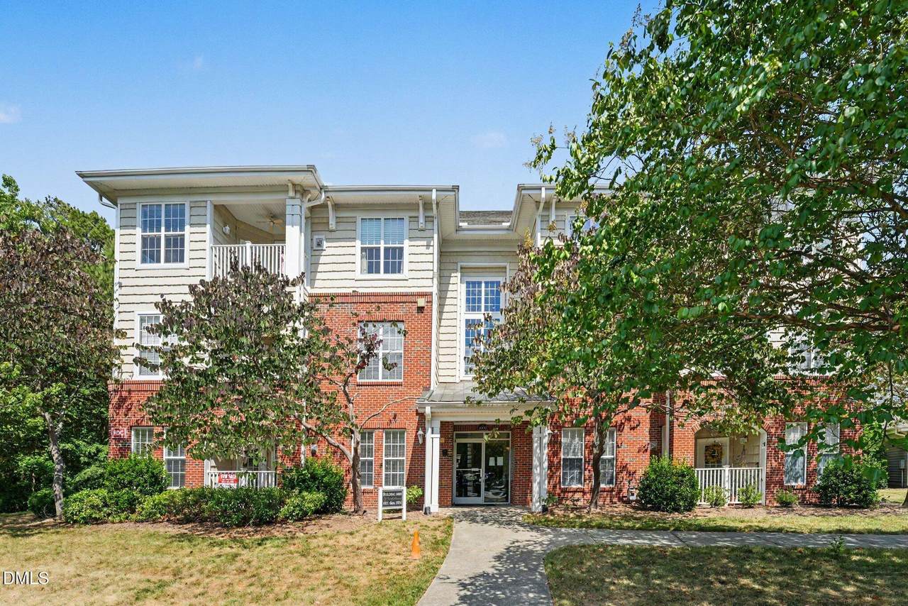 1013 Arborgate Circle - Photo 1