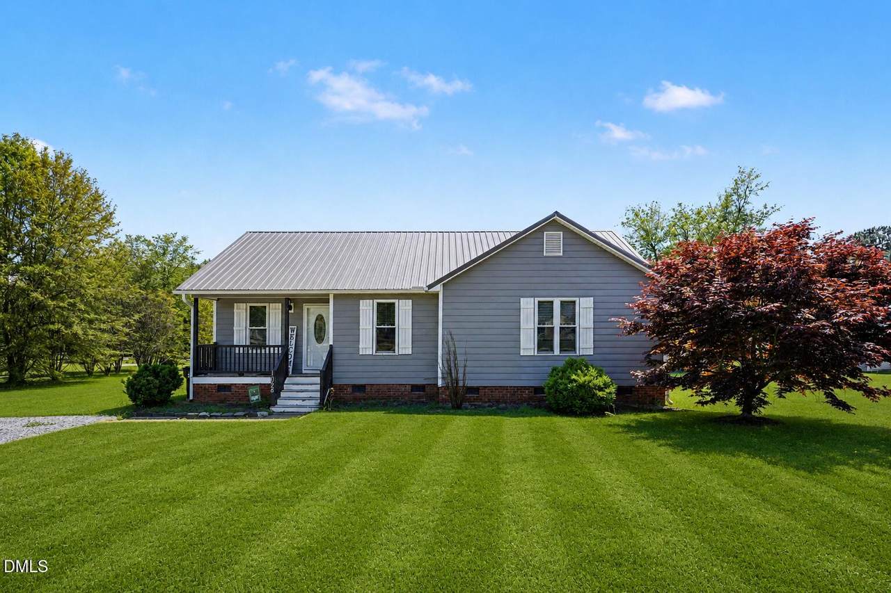 1028 Forest Glen Drive - Photo 1
