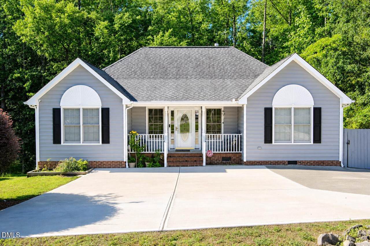1608 Rogers Pointe Lane - Photo 1