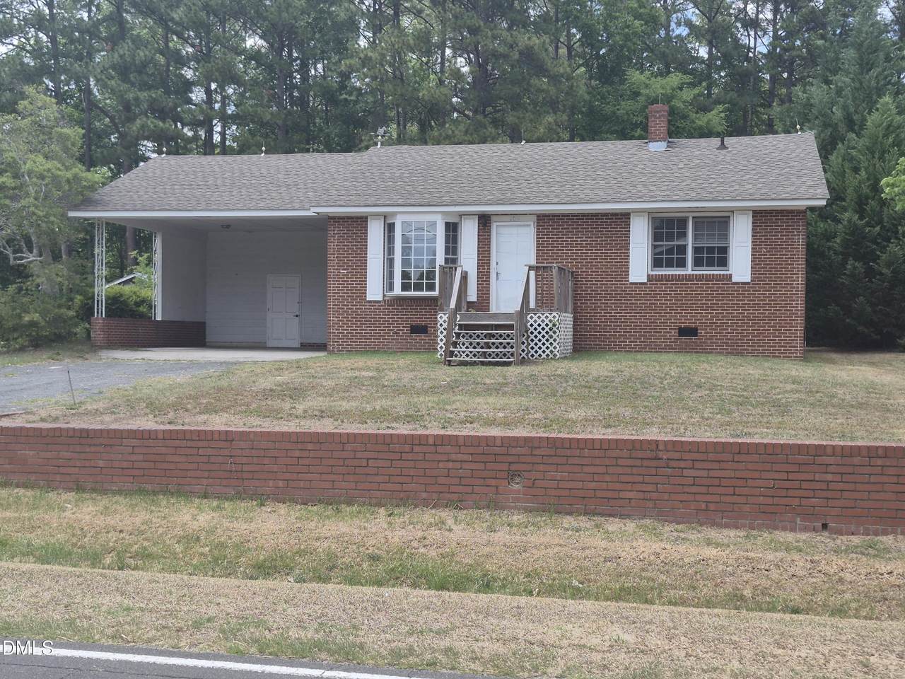 109 Moss Road - Photo 1
