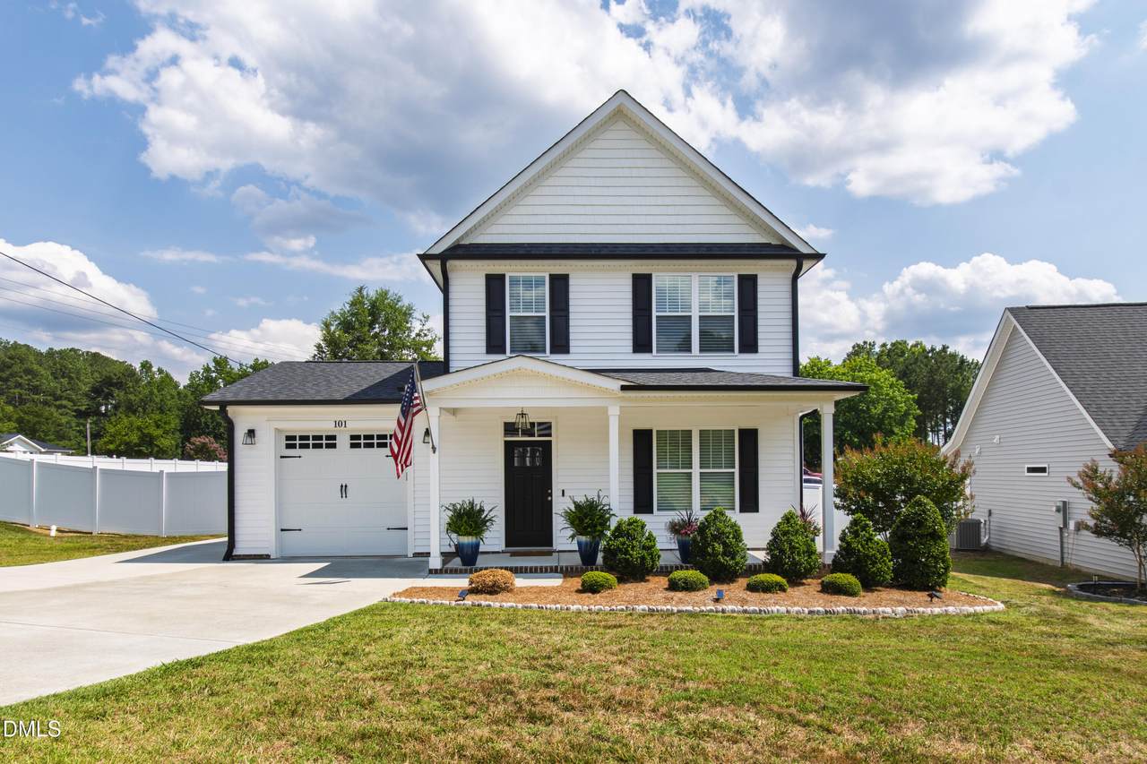 101 Averly Court - Photo 1