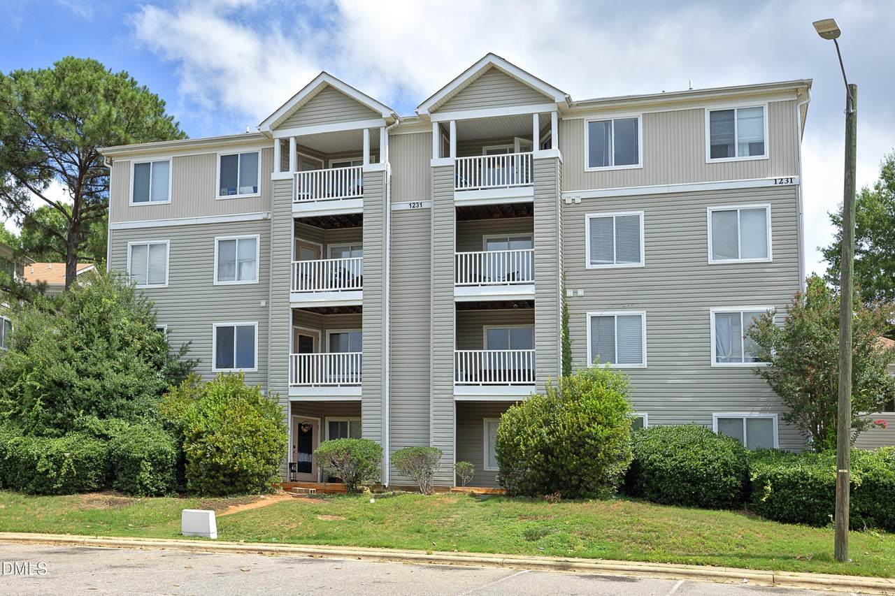 1231 University Court - Photo 1